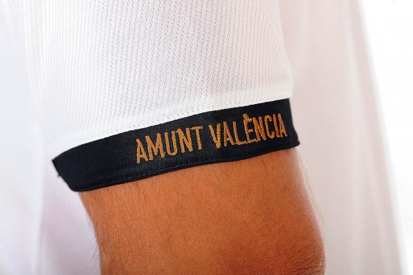 El Valencia CF y RTVV se disputan 'Amunt València' - Fidelaw